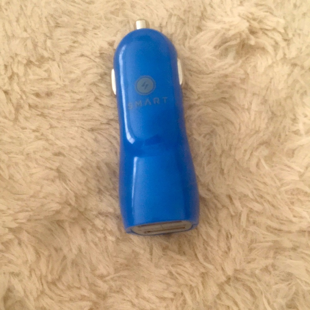 SMART CAR CHARGER ADAPTER DUAL USB - BLUE